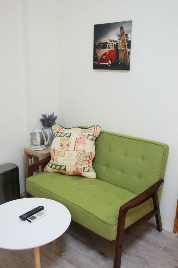 Flower Lane 650 Apartment Tainan Exterior foto