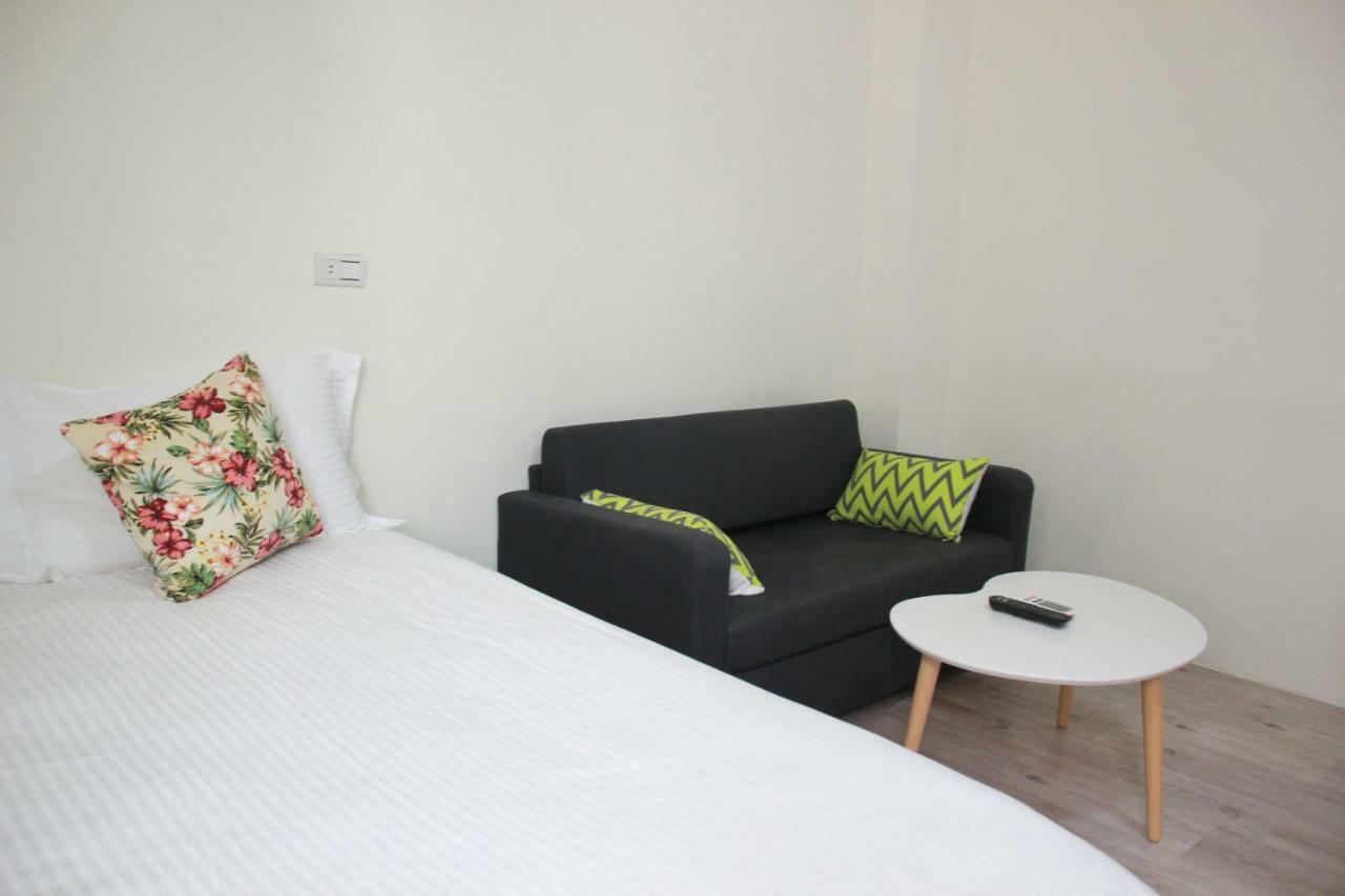 Flower Lane 650 Apartment Tainan Exterior foto
