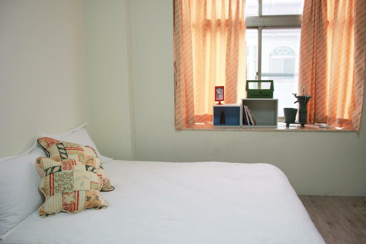 Flower Lane 650 Apartment Tainan Exterior foto